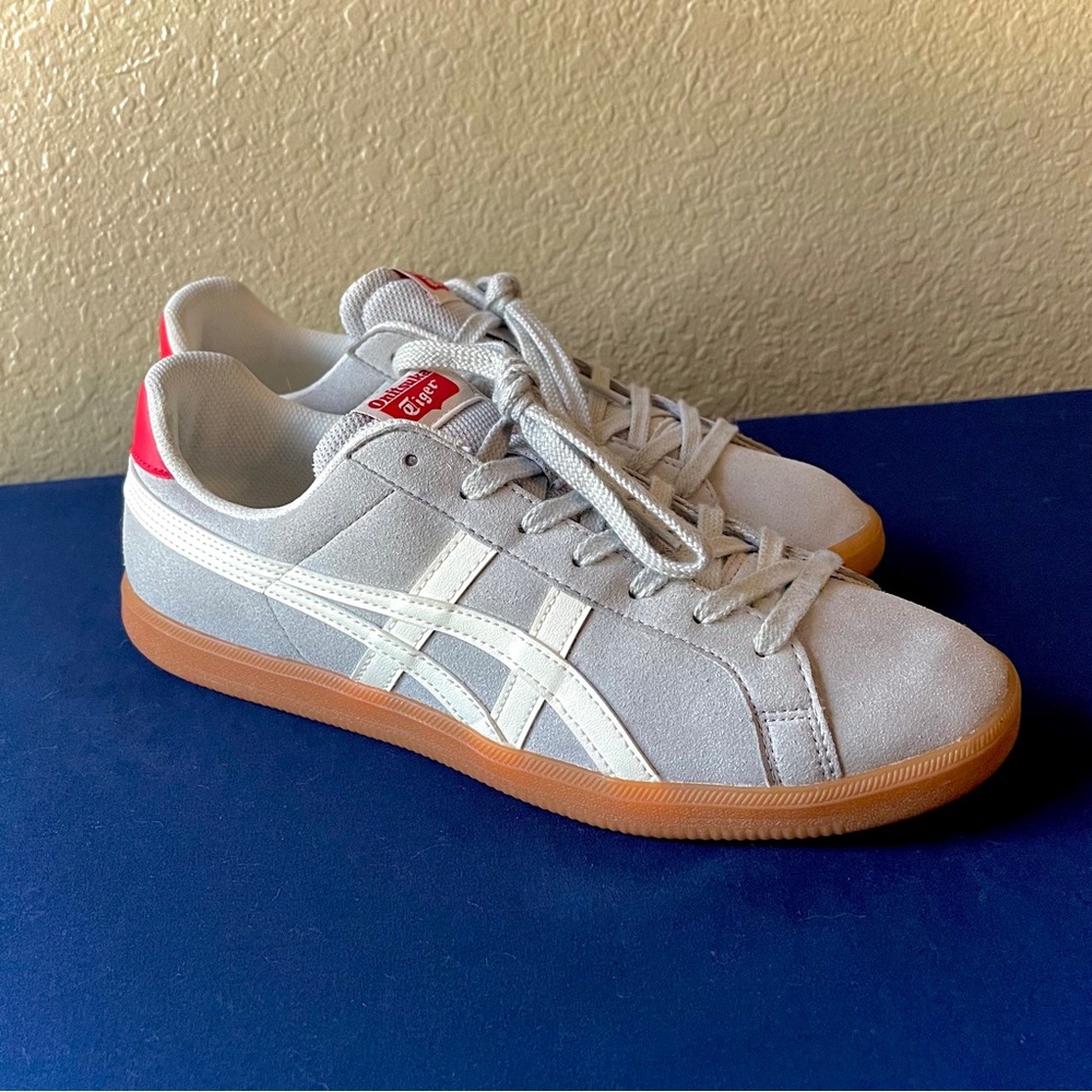 Onitsuka Tiger DD Trainer — Oyster Grey/Cream NWOT